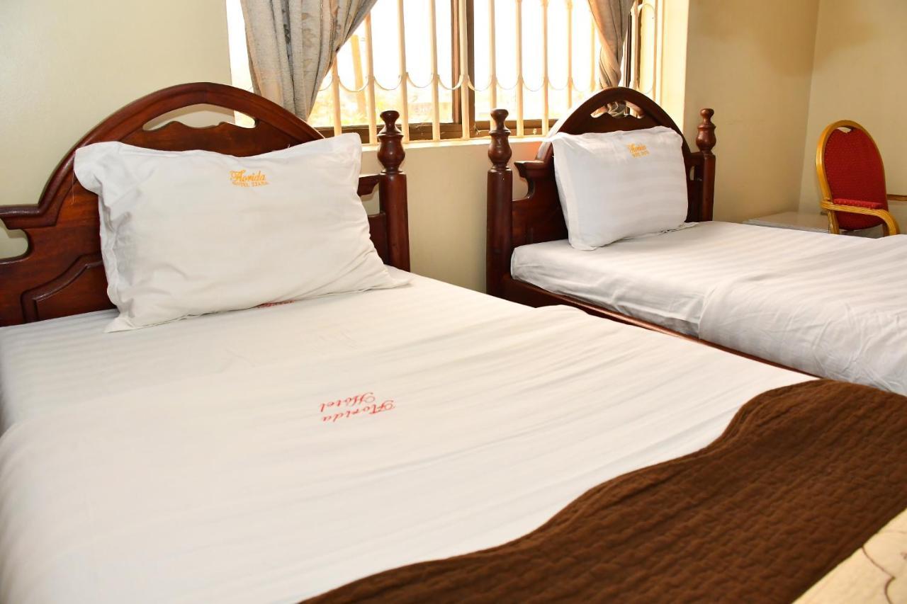 Florida Hotel Zaana Kampala Ngoại thất bức ảnh