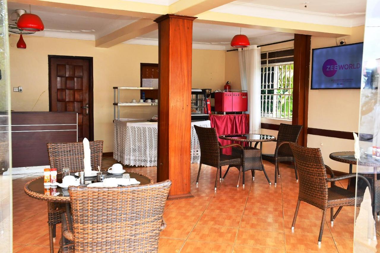 Florida Hotel Zaana Kampala Ngoại thất bức ảnh