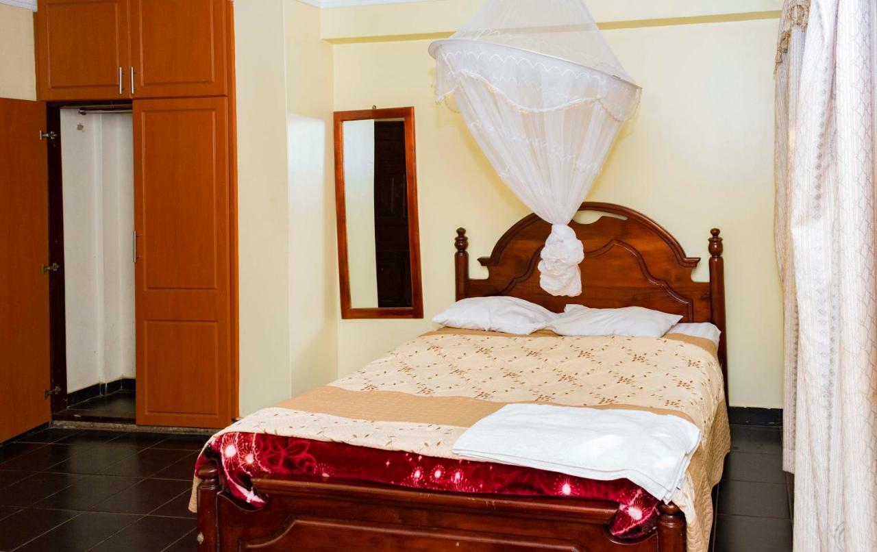 Florida Hotel Zaana Kampala Ngoại thất bức ảnh